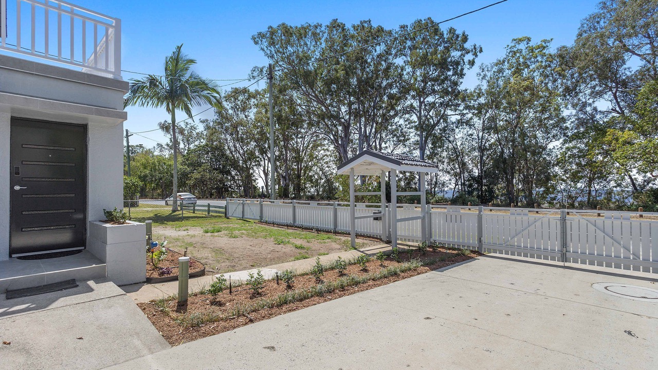 Photo of Others in Deception Bay
