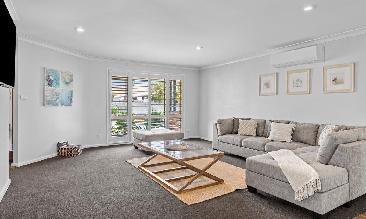 Photo of Livingroom in Pelican
