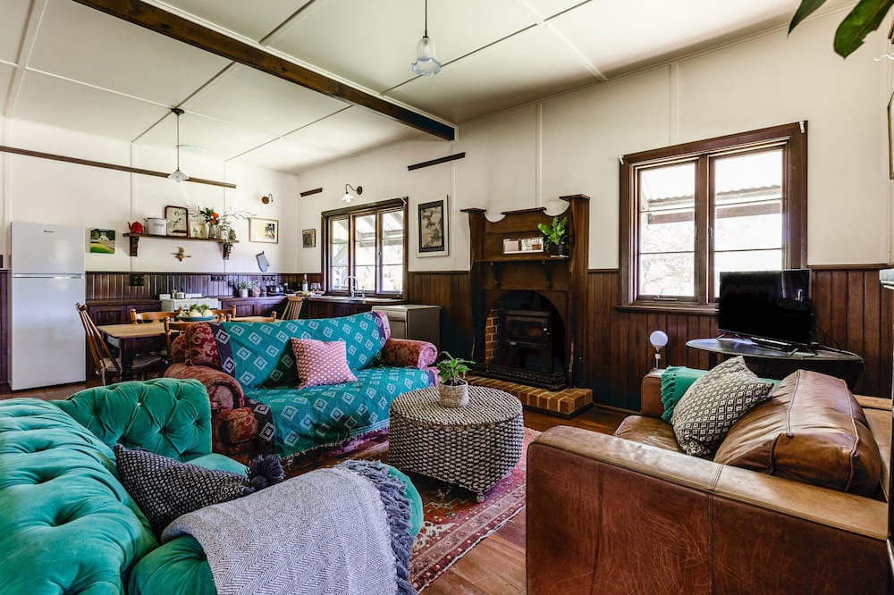 Photo of Livingroom in Rosa Brook