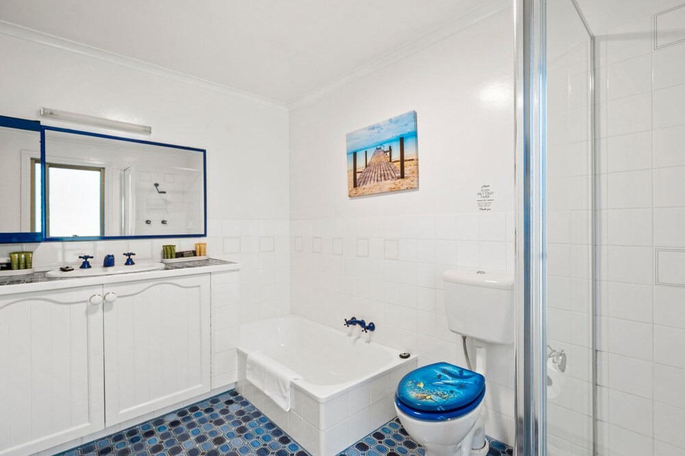 Photo of Bathroom in Newee Creek