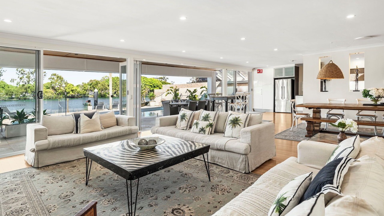 Photo of Livingroom in Surfers Paradise