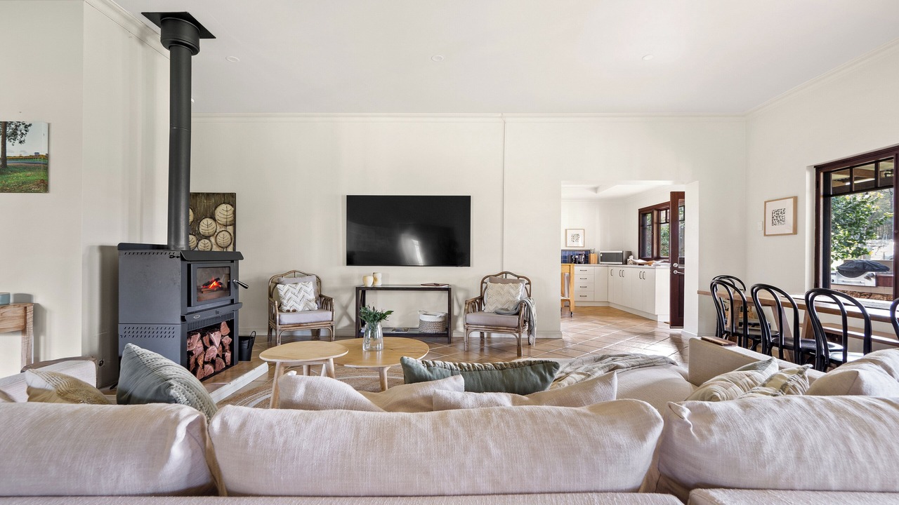 Photo of Livingroom in Yelverton