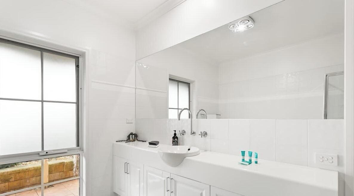 Photo of Bathroom in Ventnor
