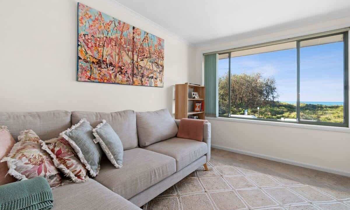 Photo of Livingroom in Broulee