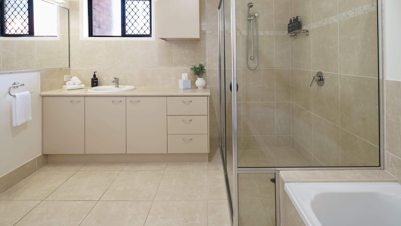 Photo of Bathroom in Warana