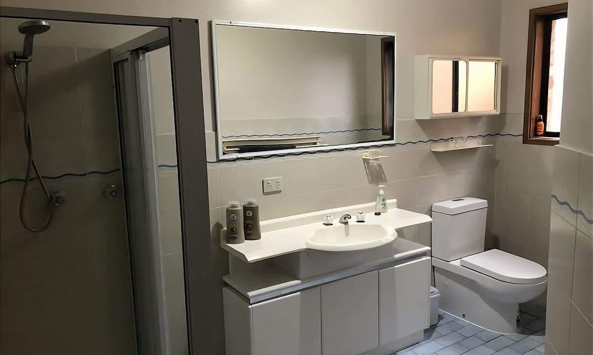 Photo of Bathroom in Tomakin
