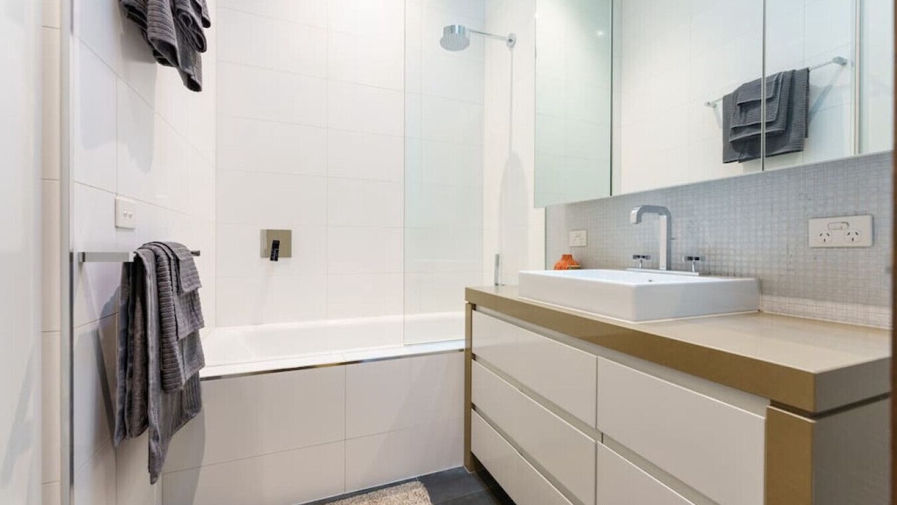 Photo of Bathroom in Carlton South