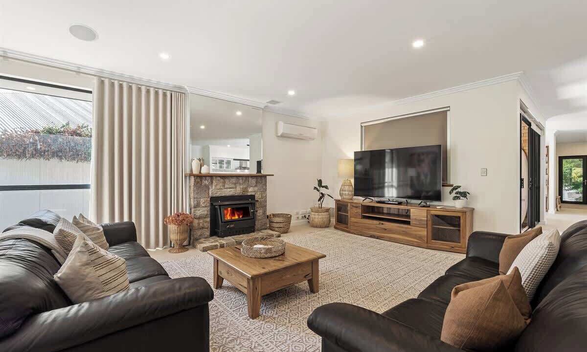 Photo of Livingroom in Dunsborough