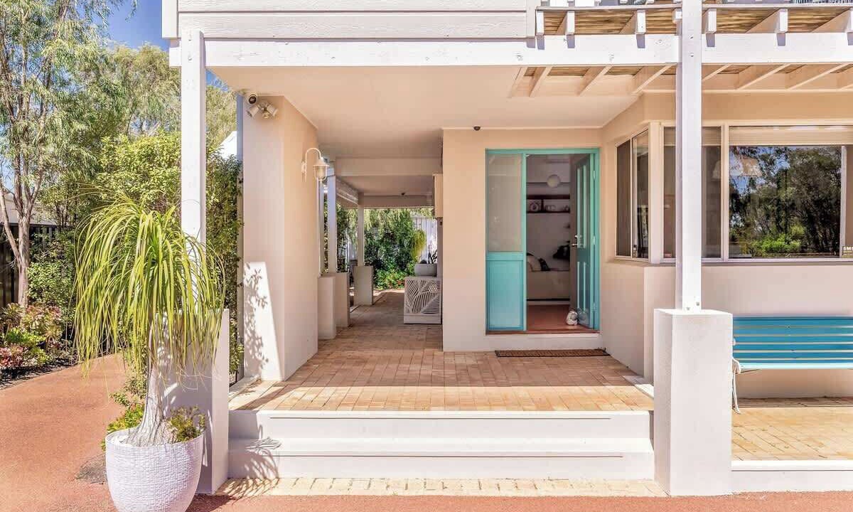 Photo of Outdoor in Broadwater