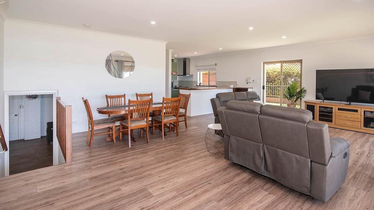 Photo of Livingroom in West Busselton