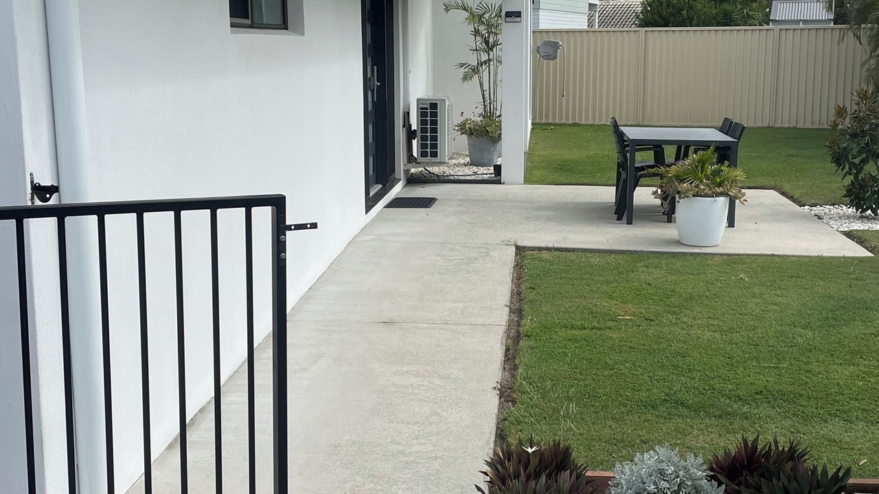 Photo of Others in Elanora