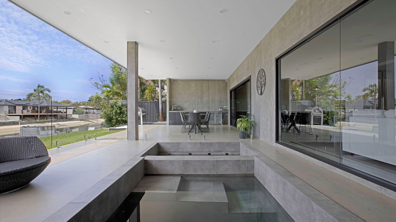 Photo of Outdoor in Broadbeach Waters