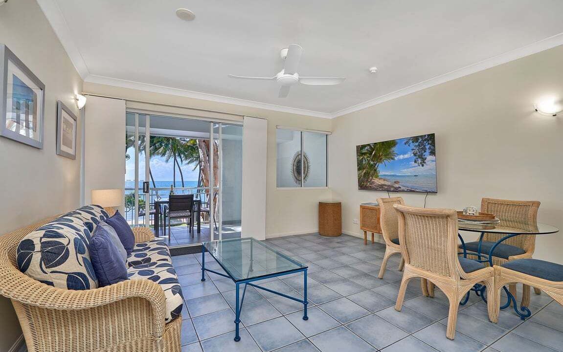 Photo of Livingroom in Palm Cove