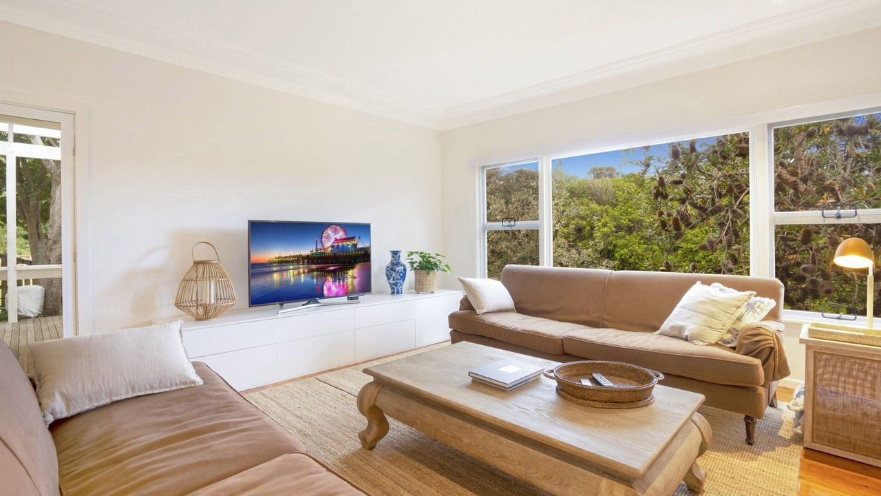 Photo of Livingroom in Pretty Beach Central Coast