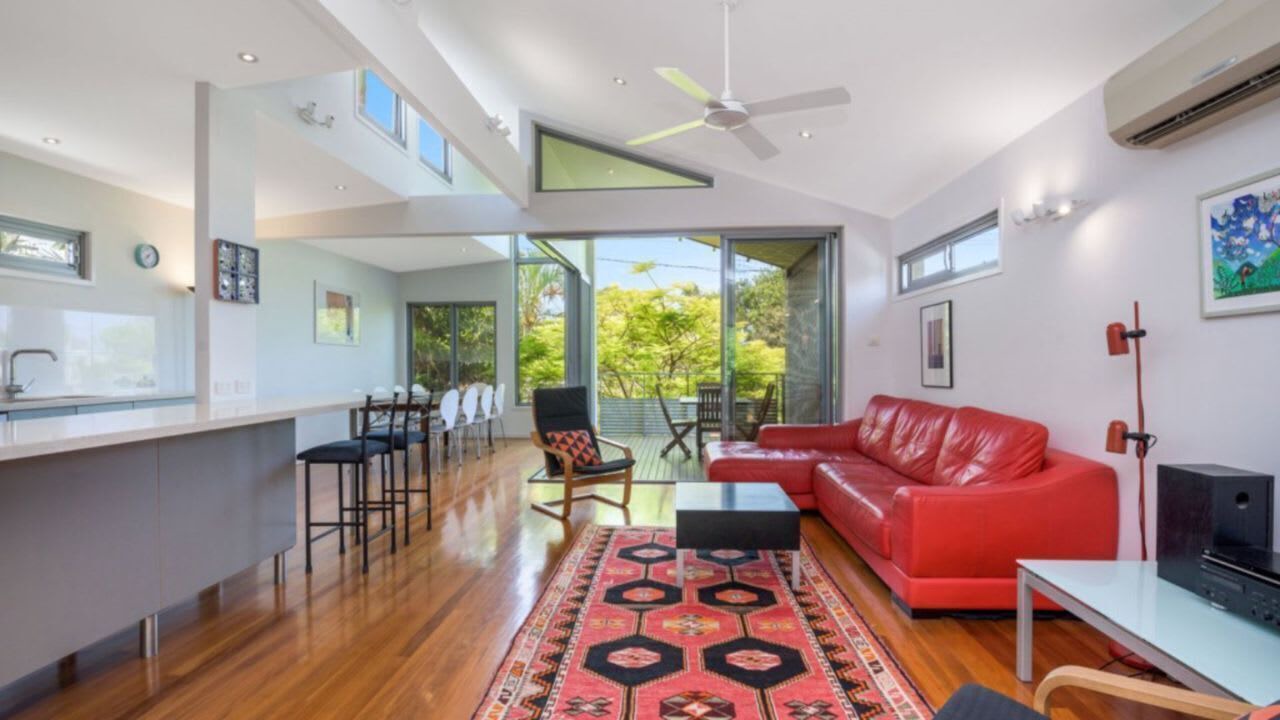 Photo of Livingroom in Moffat Beach