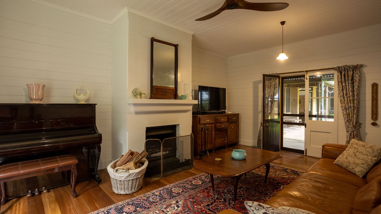 Photo of Bedroom in Cedar Brush Creek