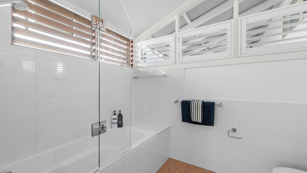 Photo of Bathroom in Currarong
