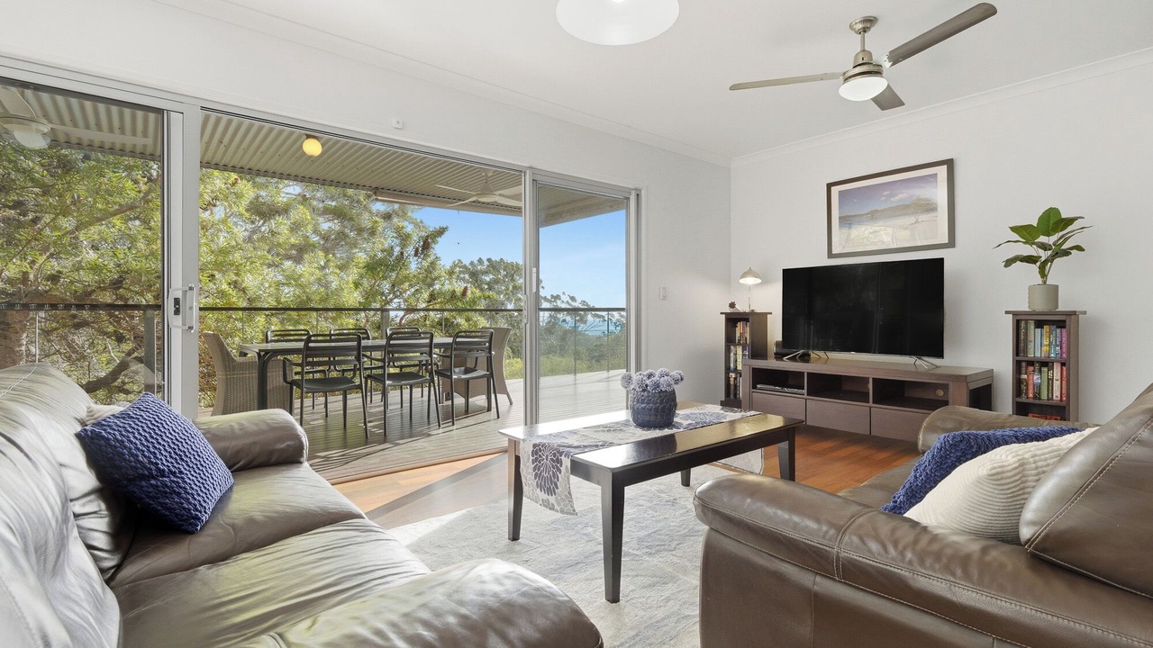 Photo of Livingroom in Kingfisher Bay
