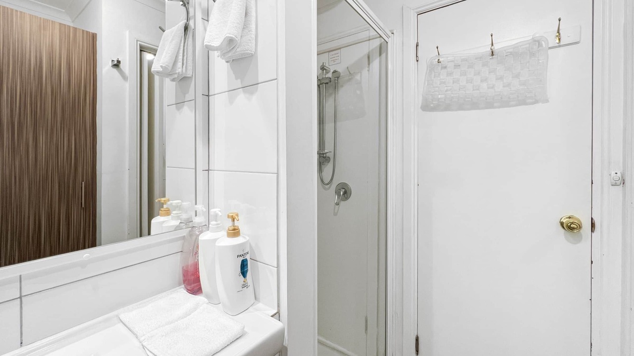 Photo of Bathroom in Halls Gap