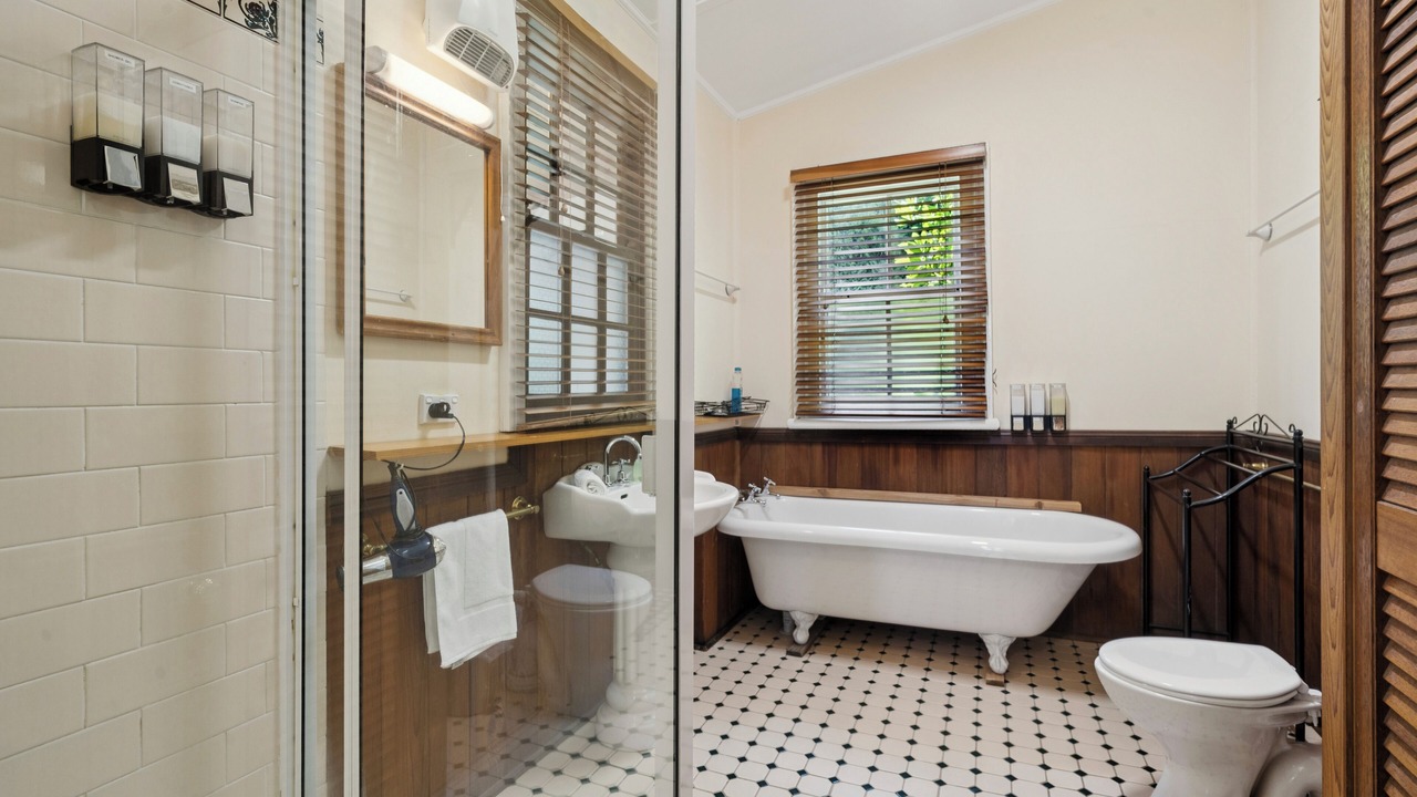 Photo of Bathroom in Katoomba