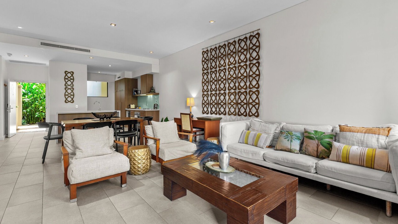 Photo of Livingroom in Palm Cove