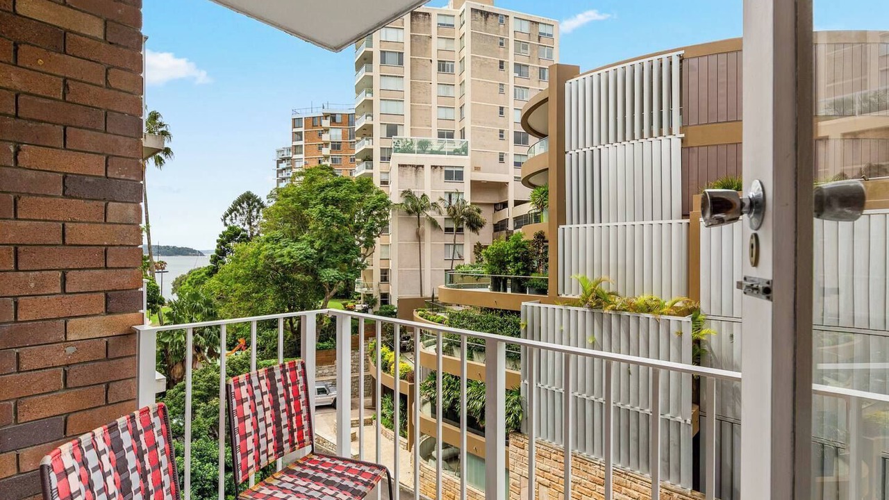 Photo of Outdoor in Elizabeth Bay
