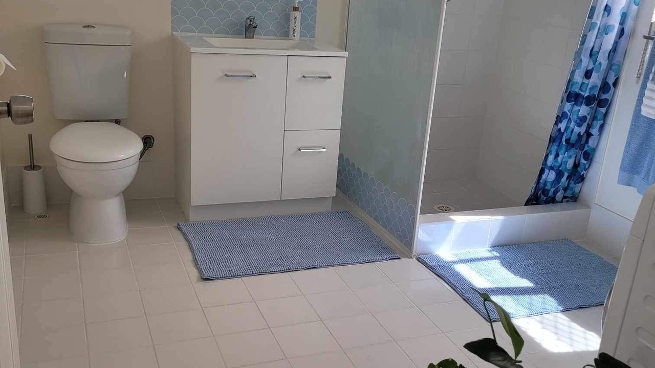 Photo of Bathroom in Warnbro