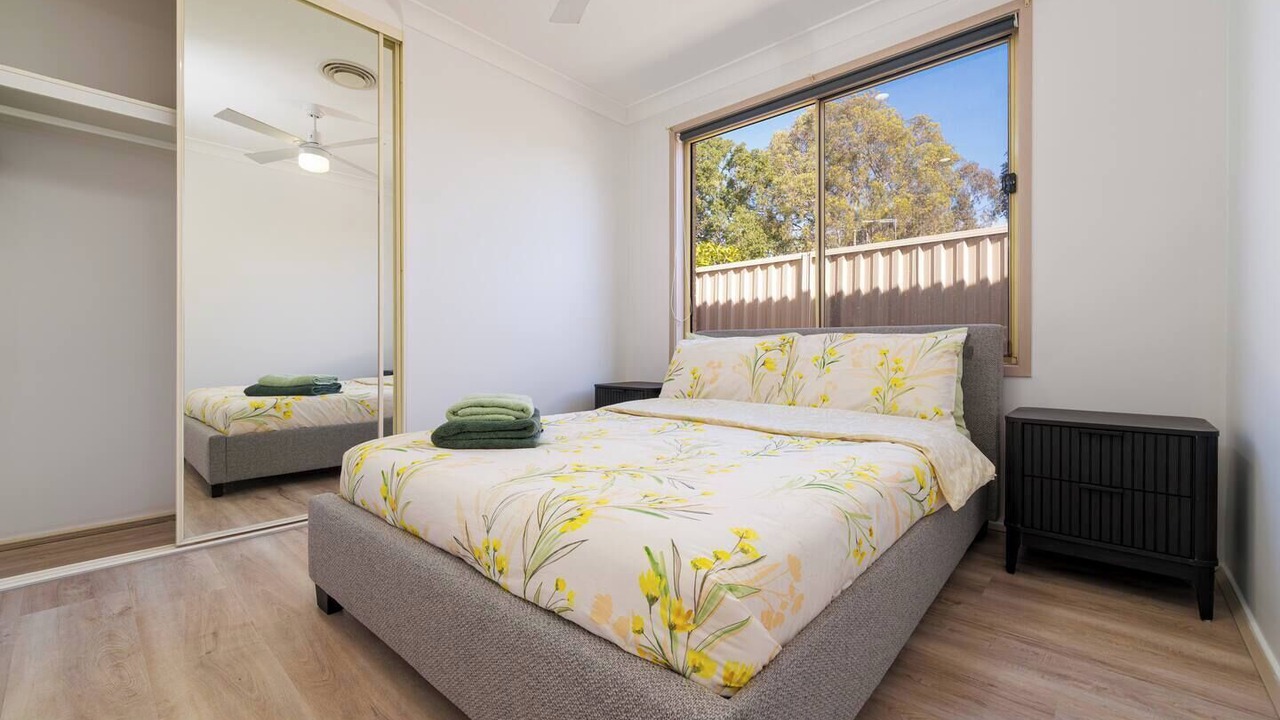 Photo of Bedroom in Stanhope Gardens