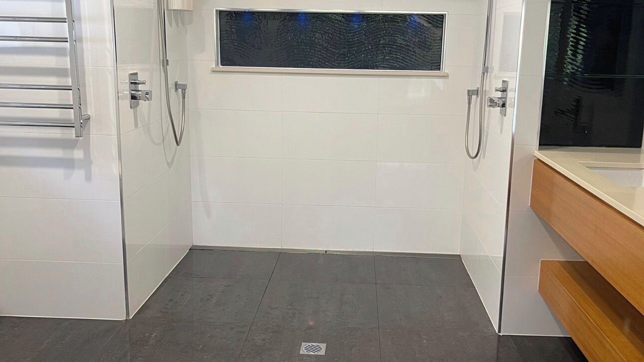 Photo of Bathroom in Mermaid Waters