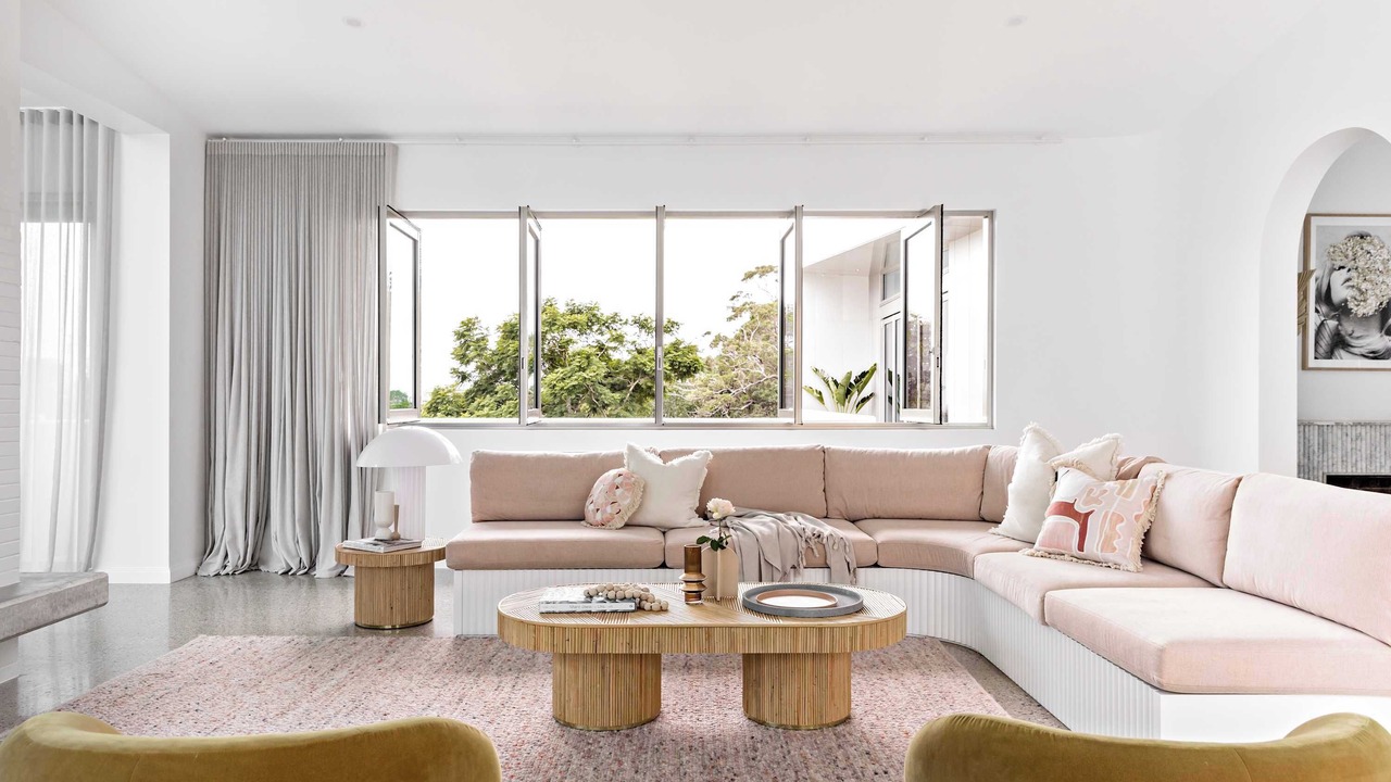 Photo of Livingroom in Mangerton