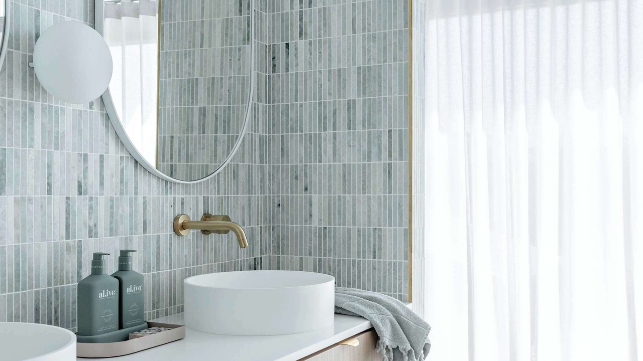 Photo of Bathroom in Mangerton