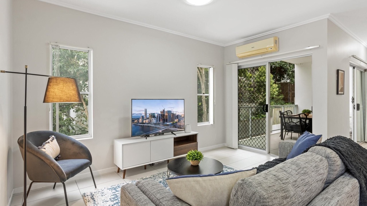 Photo of Livingroom in Kelvin Grove