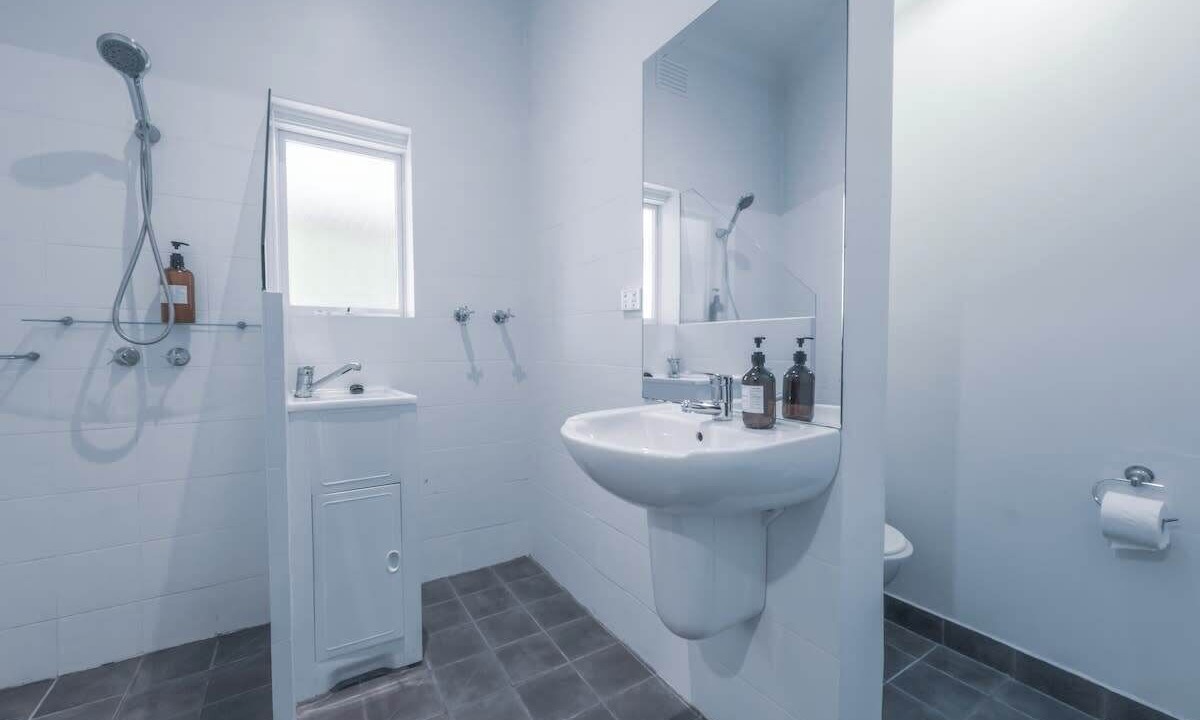 Photo of Bathroom in Parkville
