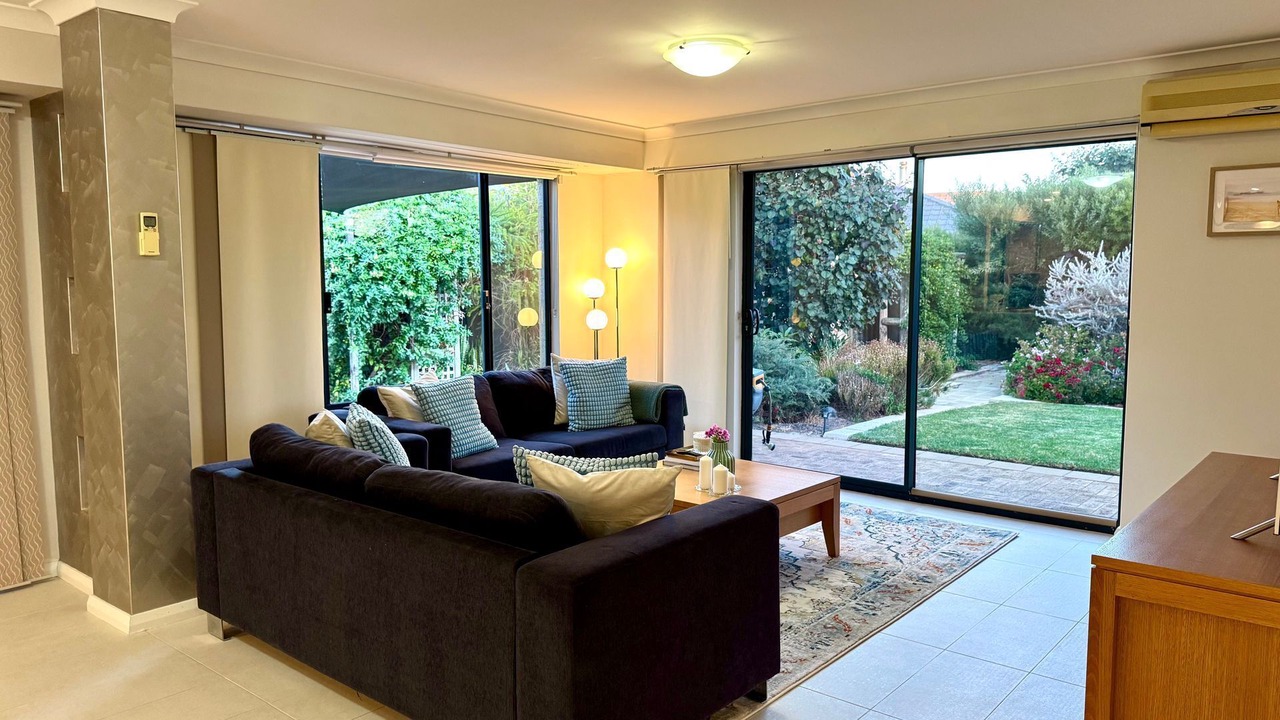 Photo of Livingroom in Geographe