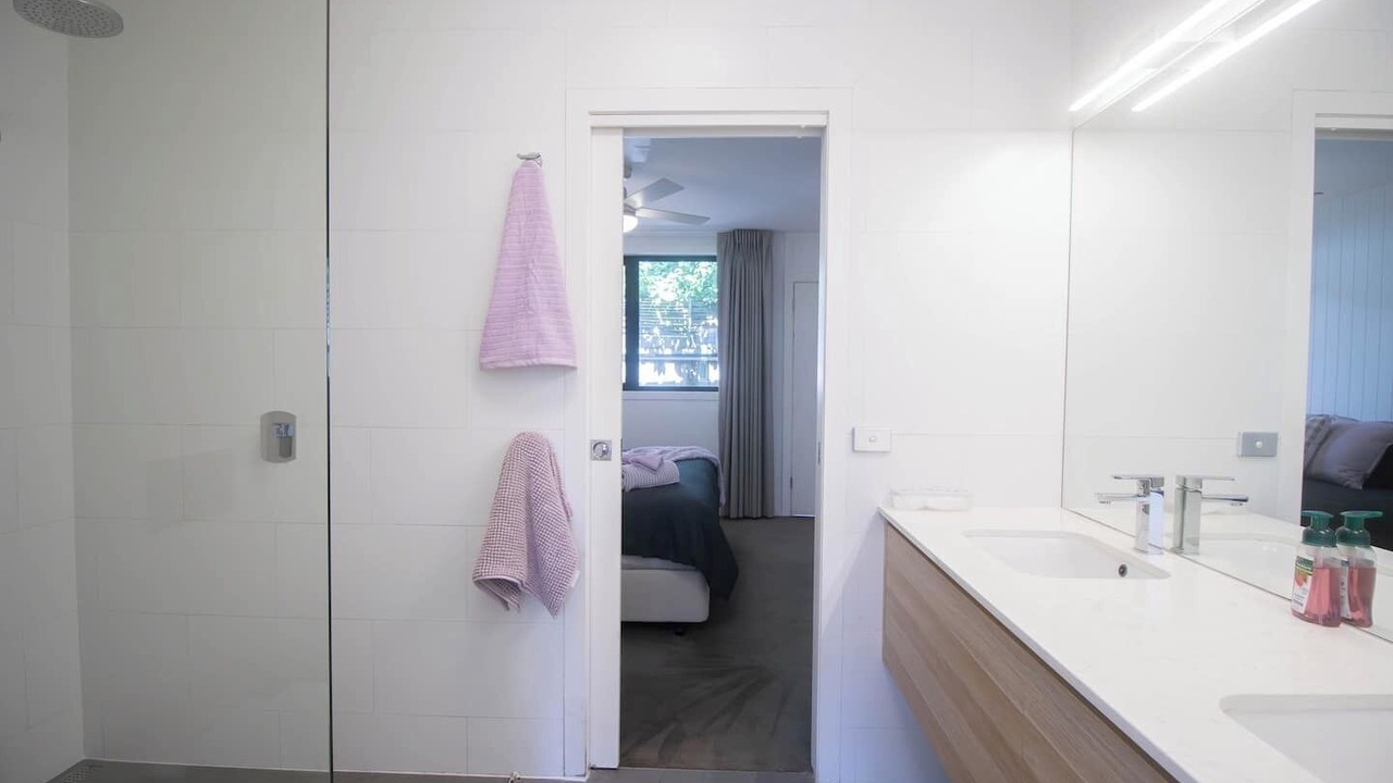 Photo of Bathroom in Lake Wendouree