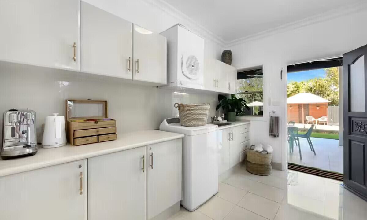 Photo of Kitchen in Golden Beach