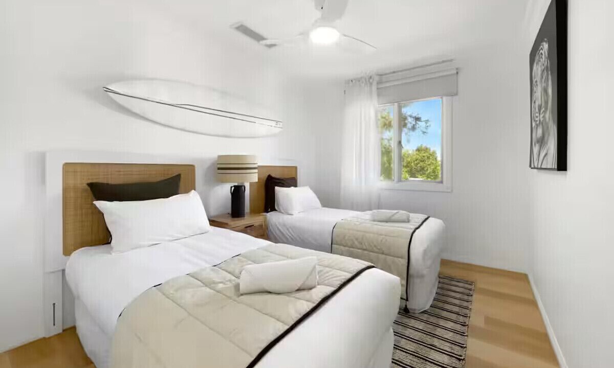 Photo of Bedroom in Golden Beach