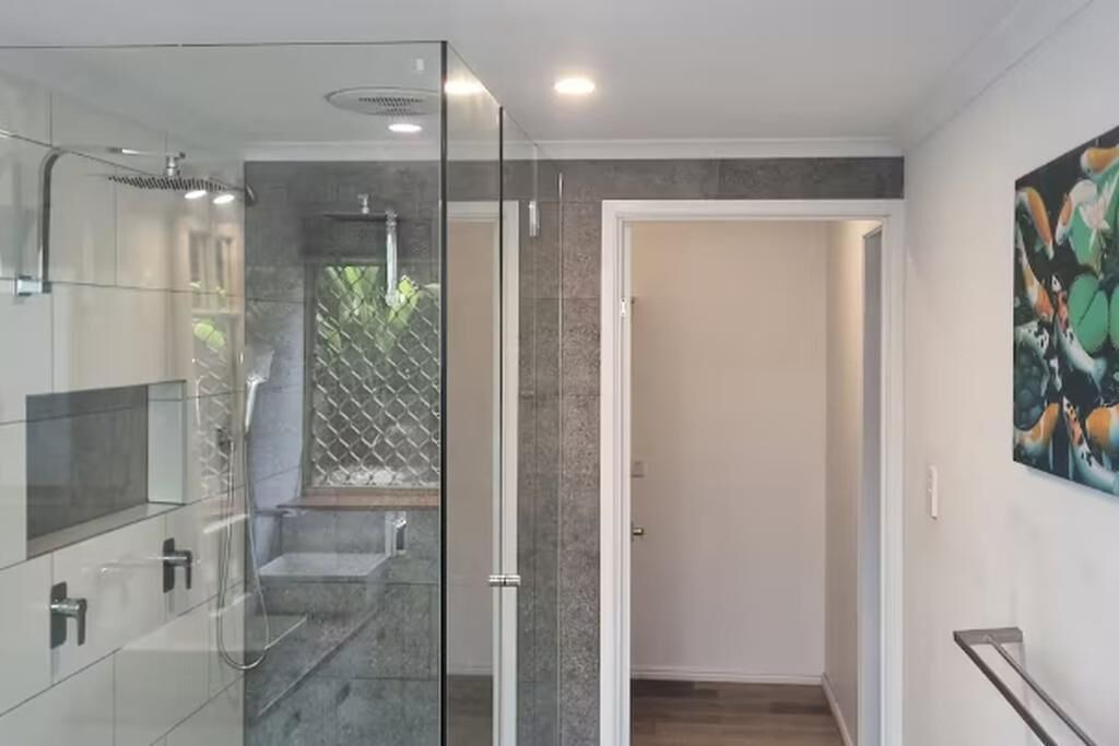 Photo of Bathroom in Kuluin