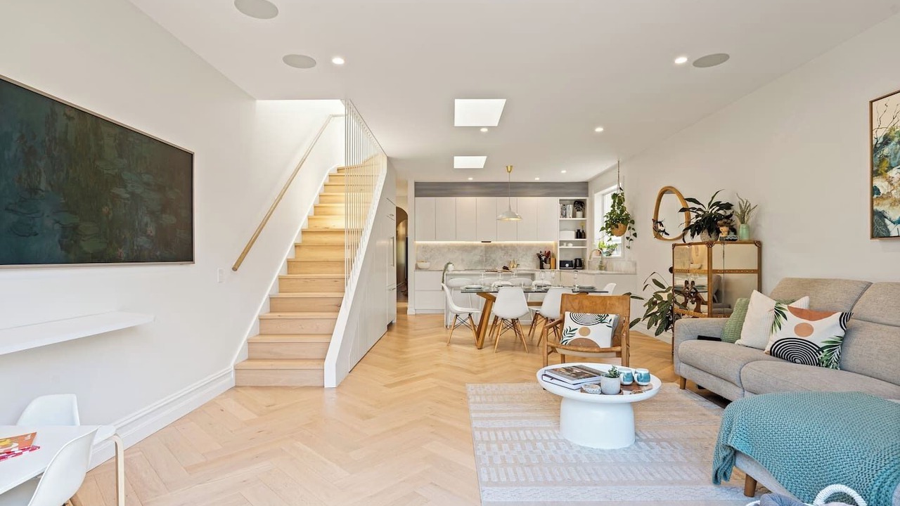 Photo of Livingroom in Crows Nest