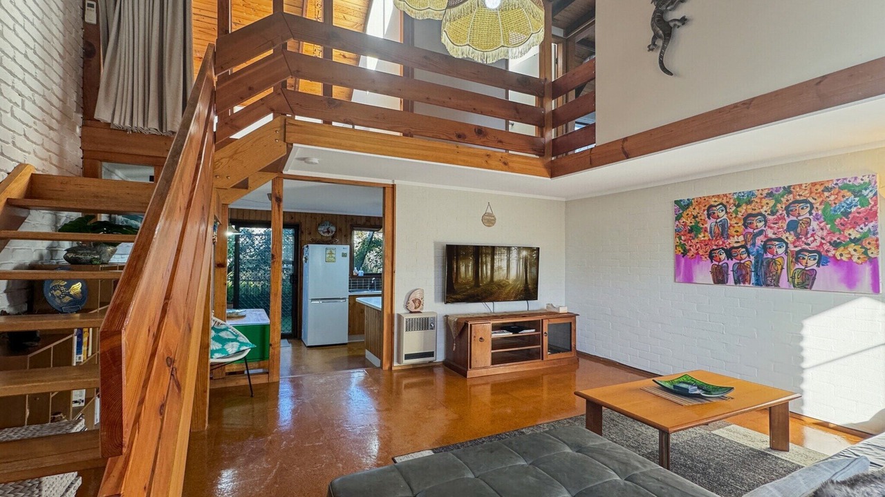 Photo of Livingroom in Broulee