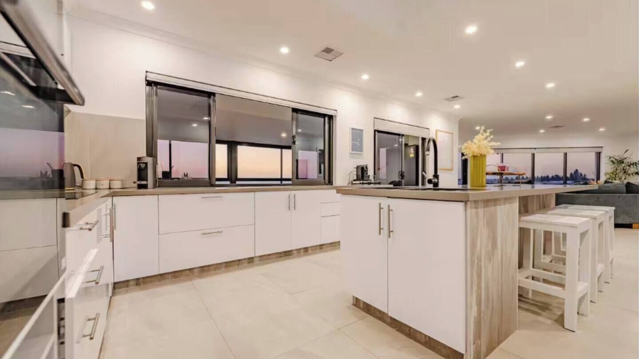 Photo of Kitchen in Waikiki