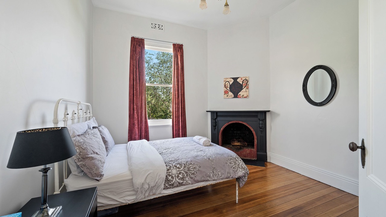 Photo of Bedroom in New Town