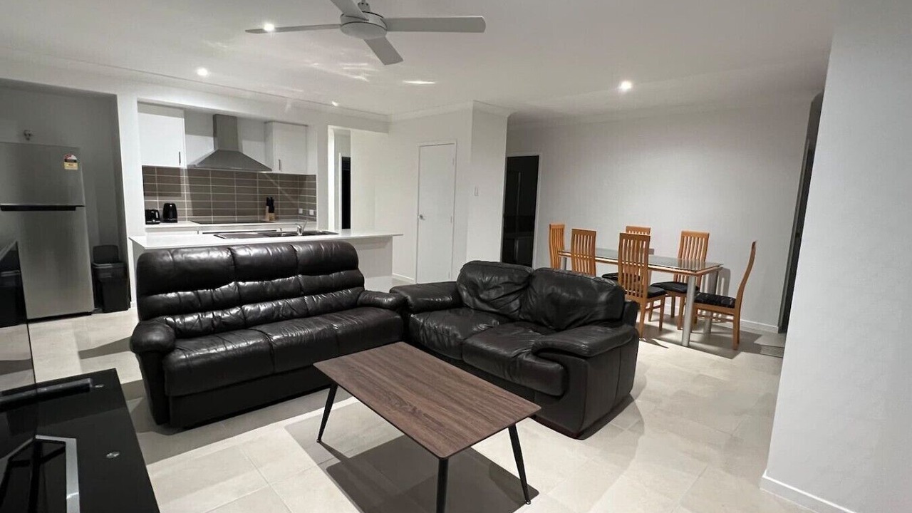 Photo of Livingroom in Flagstone
