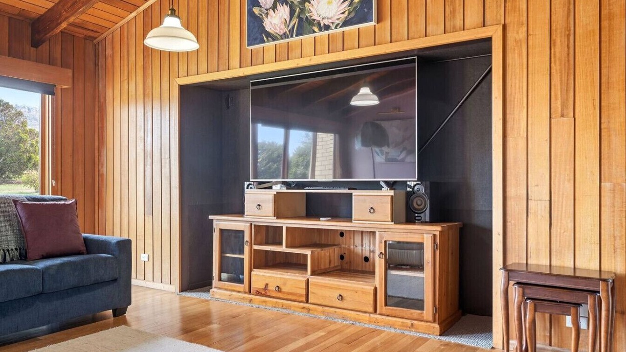 Photo of Livingroom in Acton Park