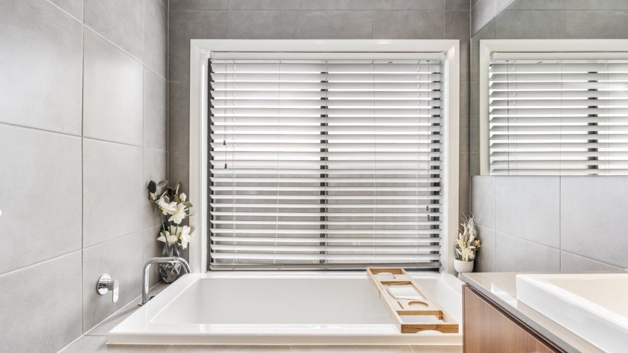 Photo of Bathroom in Banksia Beach