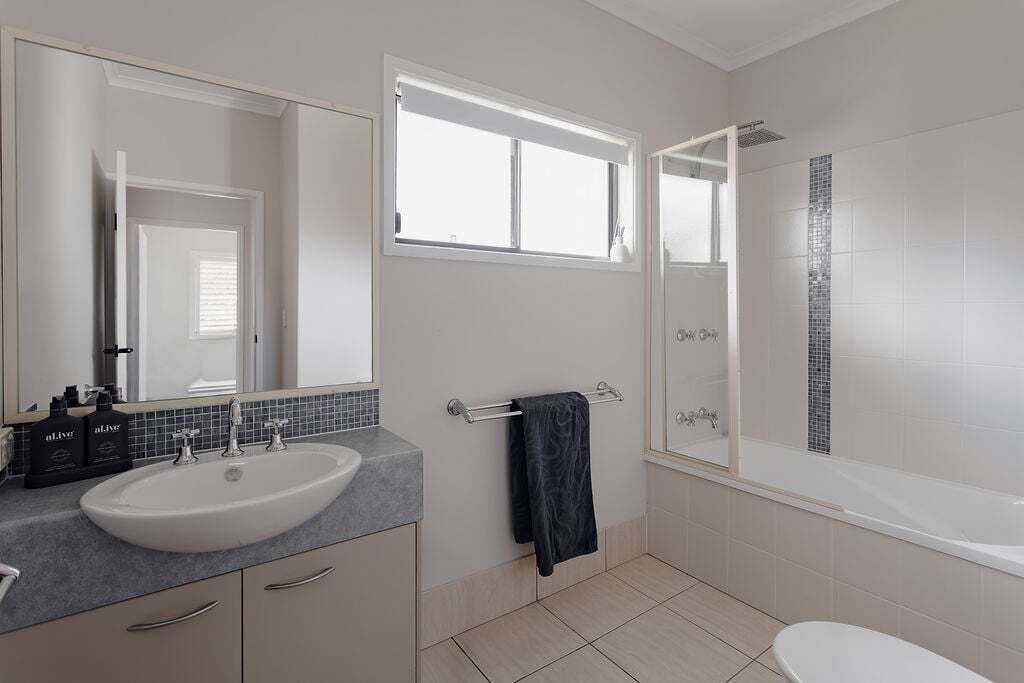 Photo of Bathroom in Warana