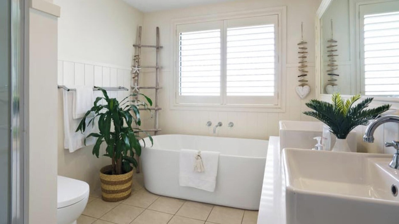Photo of Bathroom in Avalon Beach