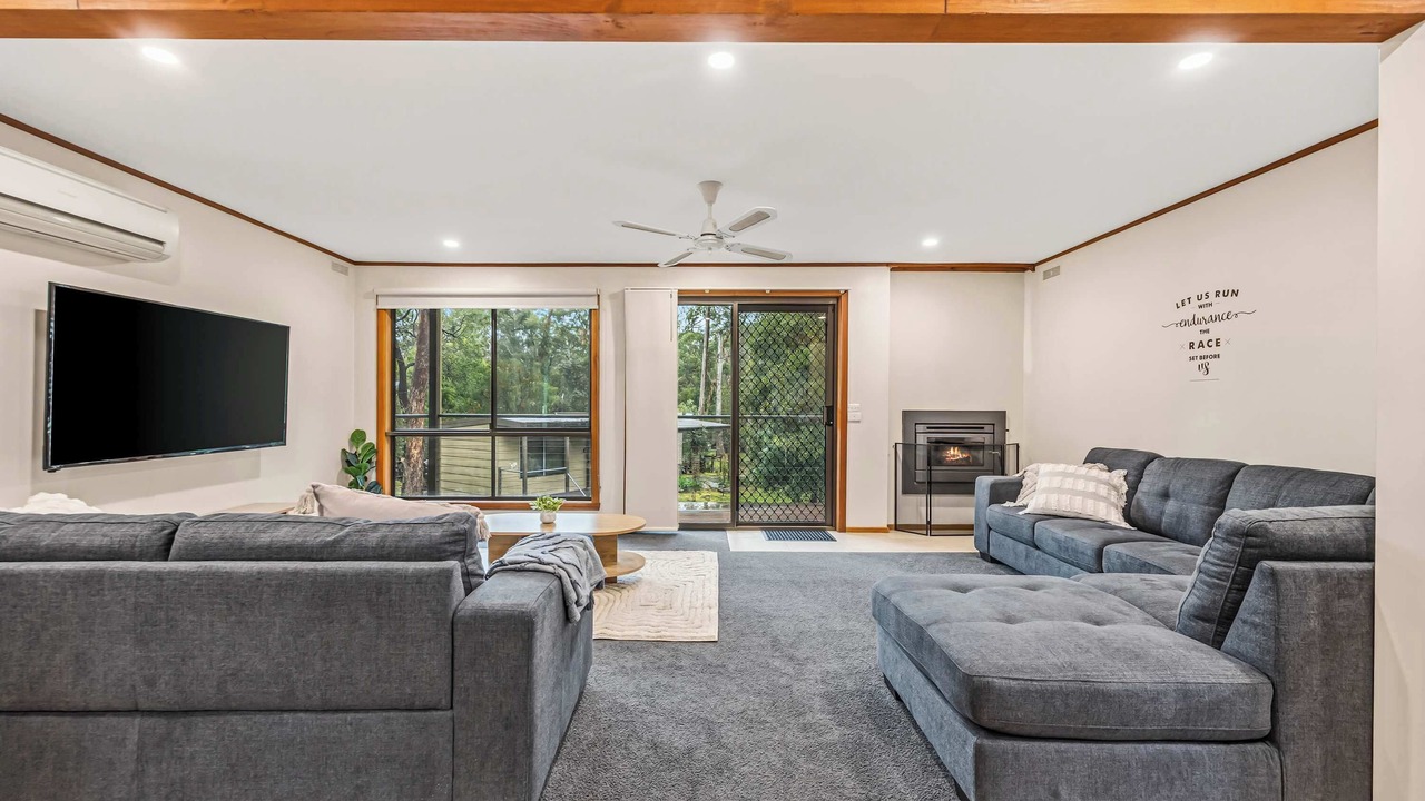 Photo of Livingroom in Halls Gap