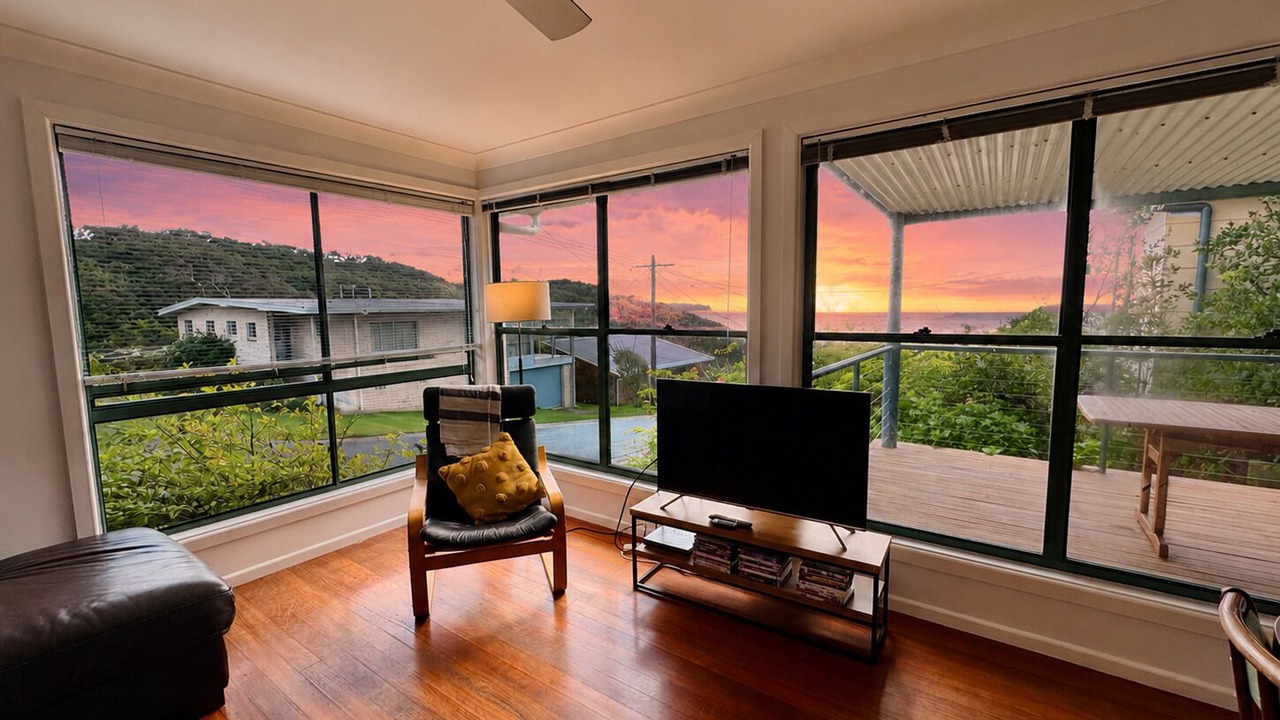 Photo of Bedroom in Valla Beach