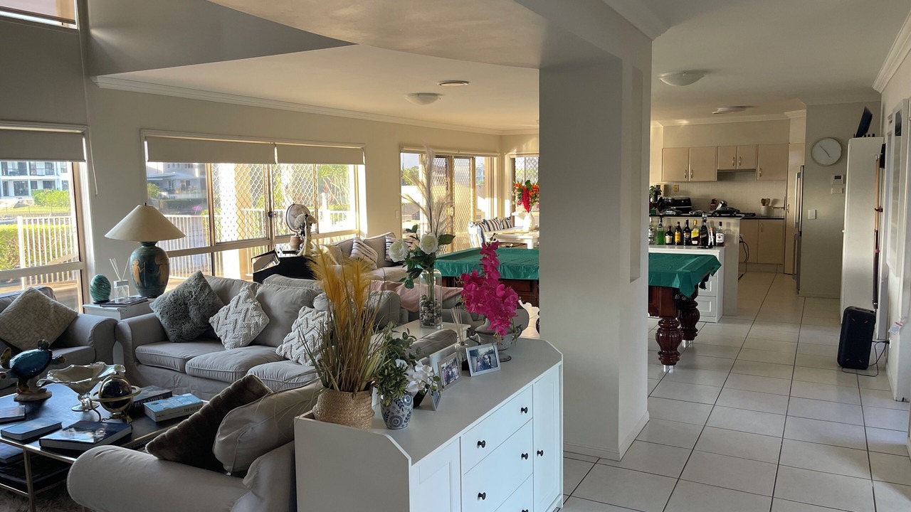 Photo of Others in Helensvale